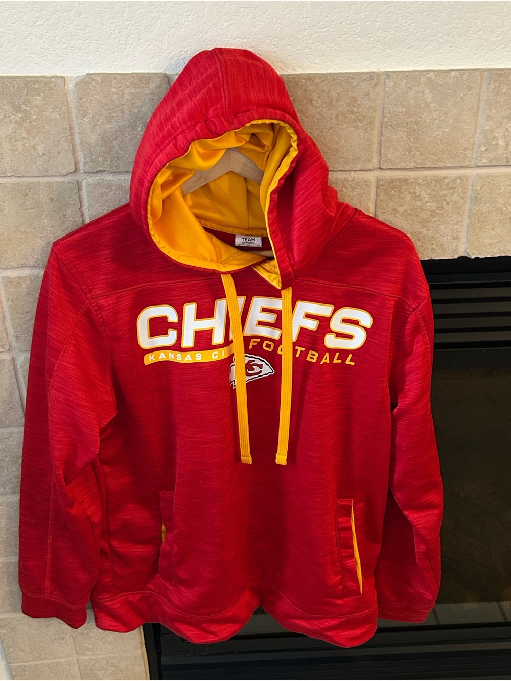 NFL Team Apparel Kansas City Chiefs Football Hooded Pullover size M